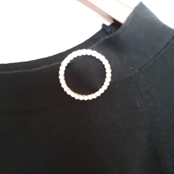 Pappagallo Black Sweater with Rhinestone Accent Long Sleeve Size Small EUC - Picture 2 of 6